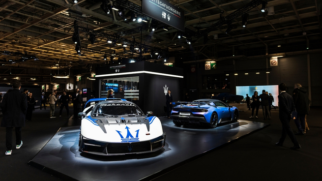 club des collectionneurs stand