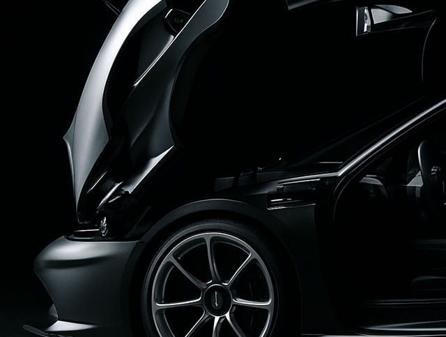 Voiture hi-tech ouverte